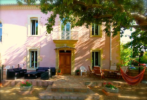 Charming house south of Nimes- since 2009