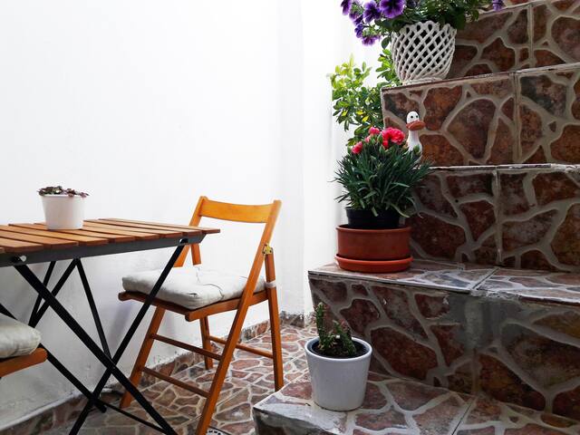 House next to the beach. Cabañal. Valencia