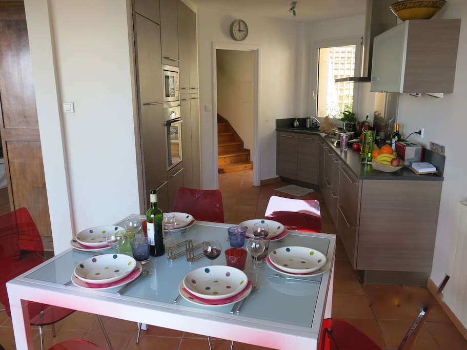 Cuisine et salle à manger conviviales