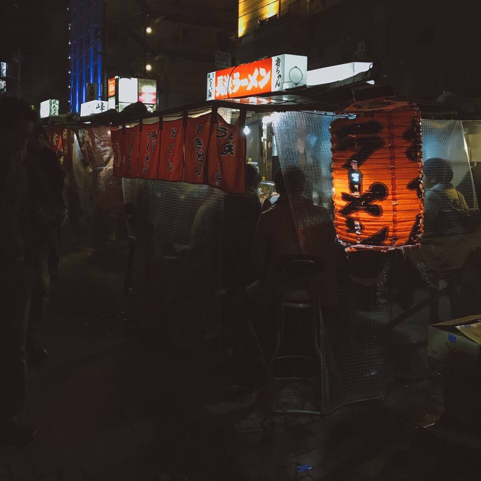 在深夜屋台 如何成功引起老板的注意 福冈旅游攻略 尽在airbnb爱彼迎 在深夜屋台 如何成功引起老板的注意 福冈旅游攻略 尽在airbnb爱彼迎