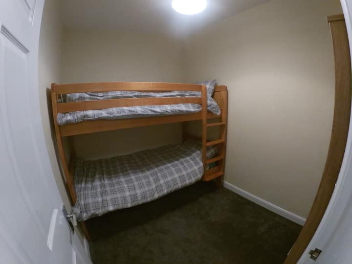 საძინებელი 2