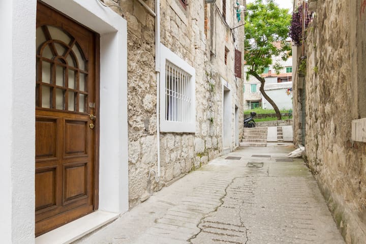 Old town apartment Vrlic, Split
