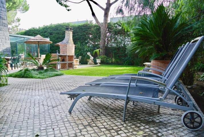 Buganvilia Garden Pool – 300m from the beach gallery image 4