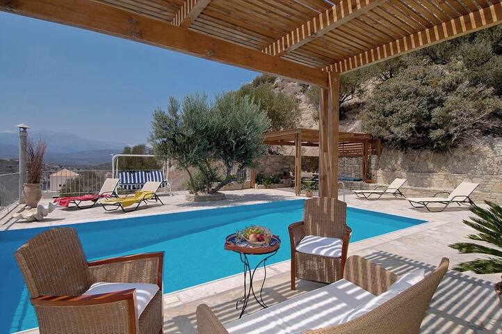 Villa Artemis, Istron, 3 bedrooms gallery image 3