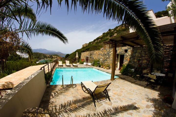 Villa “Dimitris” 2 bedroom, Istron gallery image 3