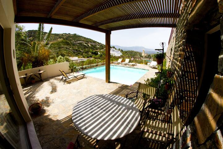 Villa “Dimitris” 2 bedroom, Istron gallery image 2