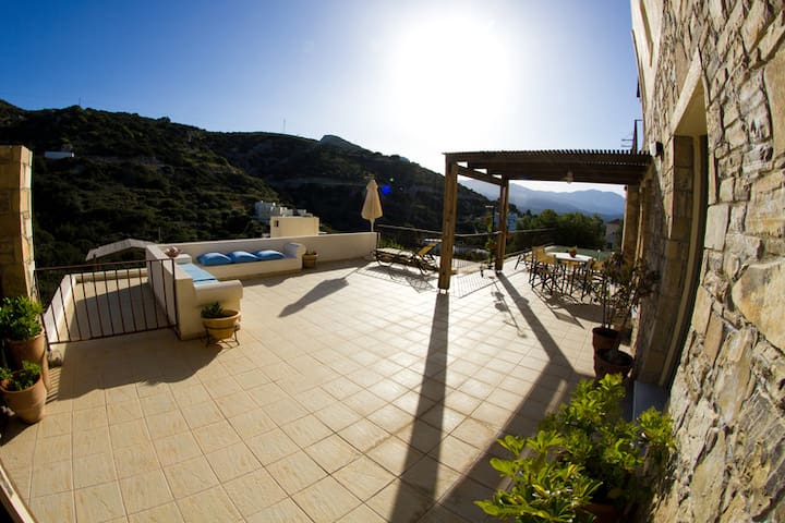 Villa Phaedra, Istron, 2 bedrooms gallery image 3