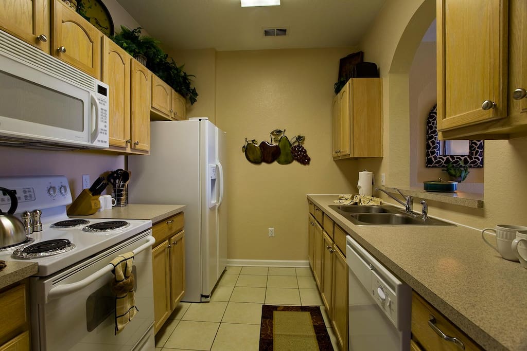 Fully equipped kitchen