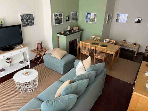 Top Airbnb: Alegria Apartment - Quiet and close to everything! in Bonfim