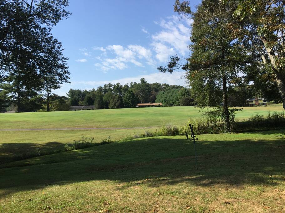 Crooked Creek golf community Lower Level Space. Casas en renta en