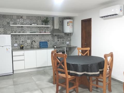Top Airbnb: pH for 4 people, new - minutes from downtown in Don Bosco