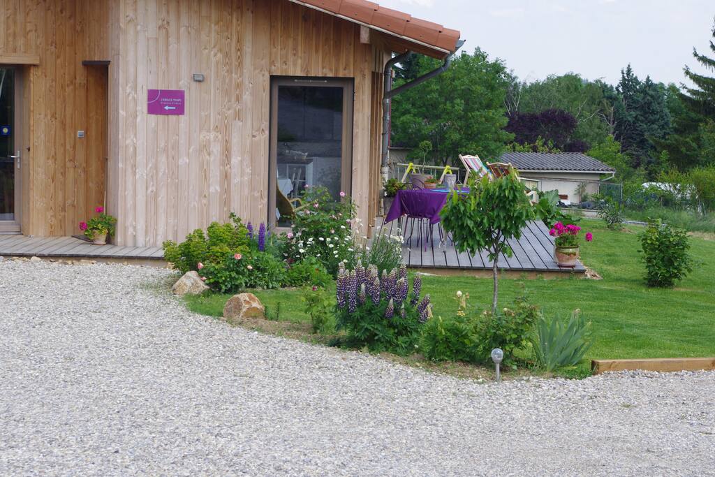Déjeuner au jardin si possible