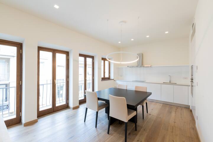 Ponte Vecchio Luxury Flat gallery image 5