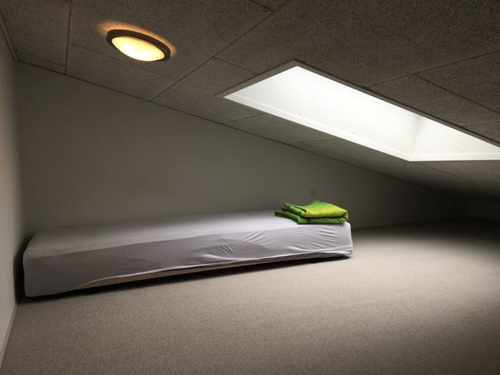 საძინებელი 2