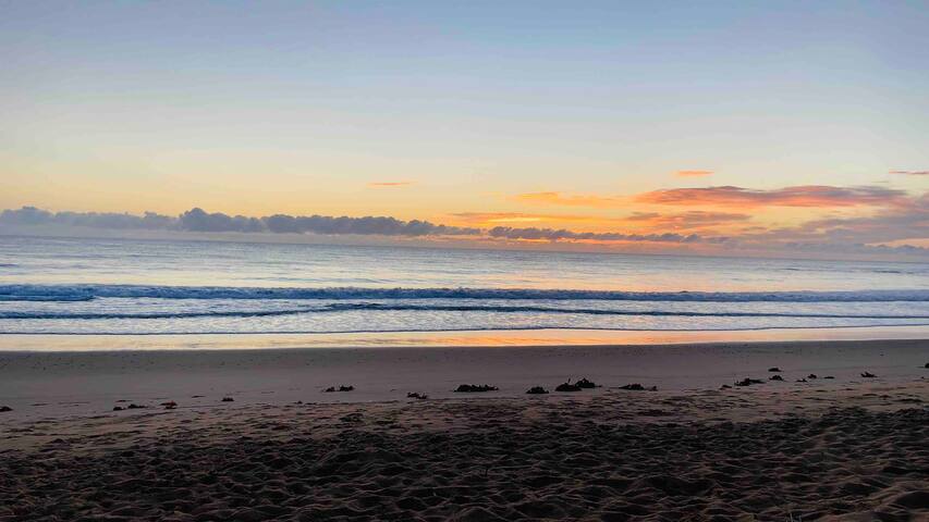 Absolute beachfront holiday home with heated pool gallery image 2