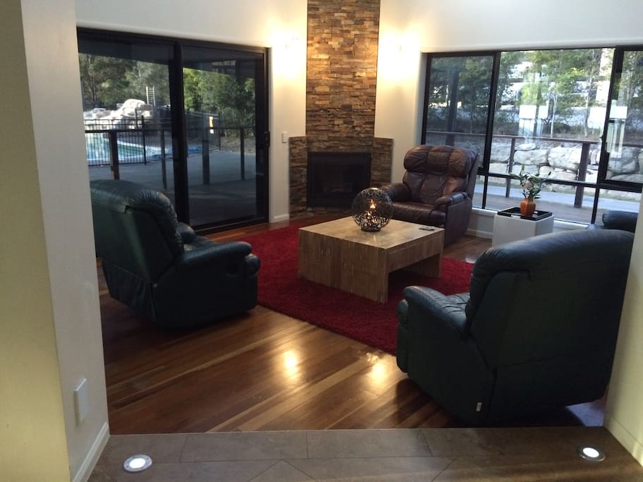 Formal lounge