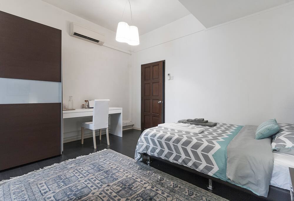 High ceilings enhance your sense of spaciousness