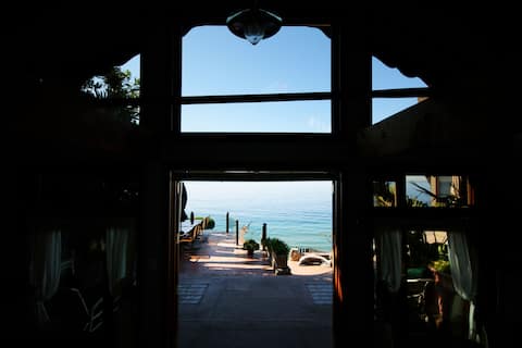 Malibu OceanFront Guest House
