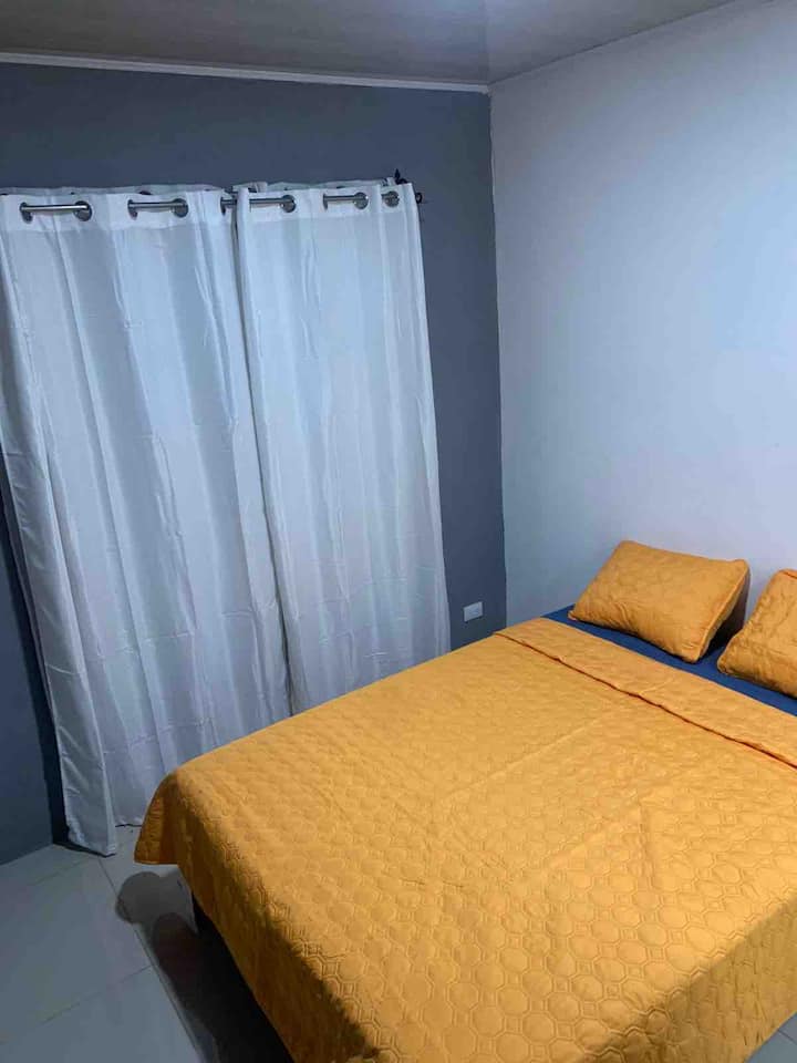 غرفة النوم 2