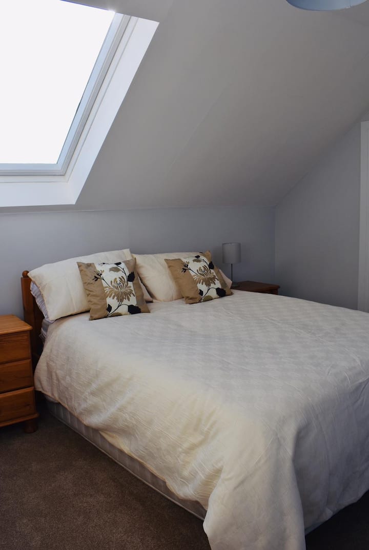 חדר שינה למעלה 