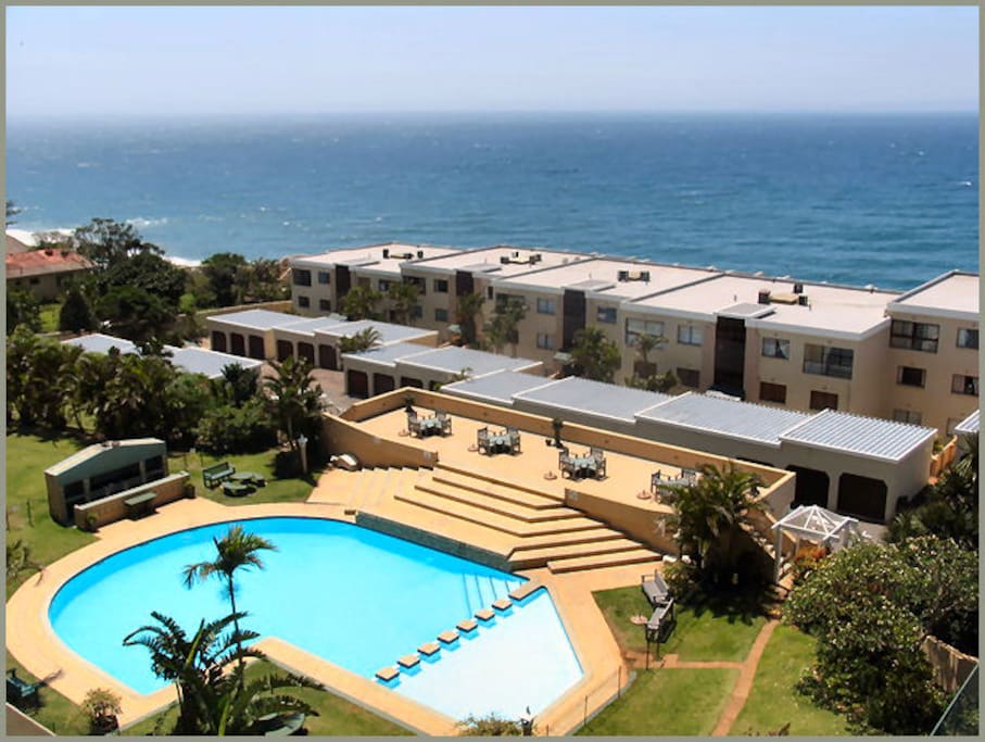 Pool, sundeck and braai area