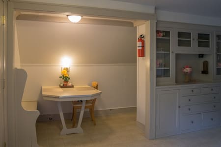 Quaint Bayview Get Away