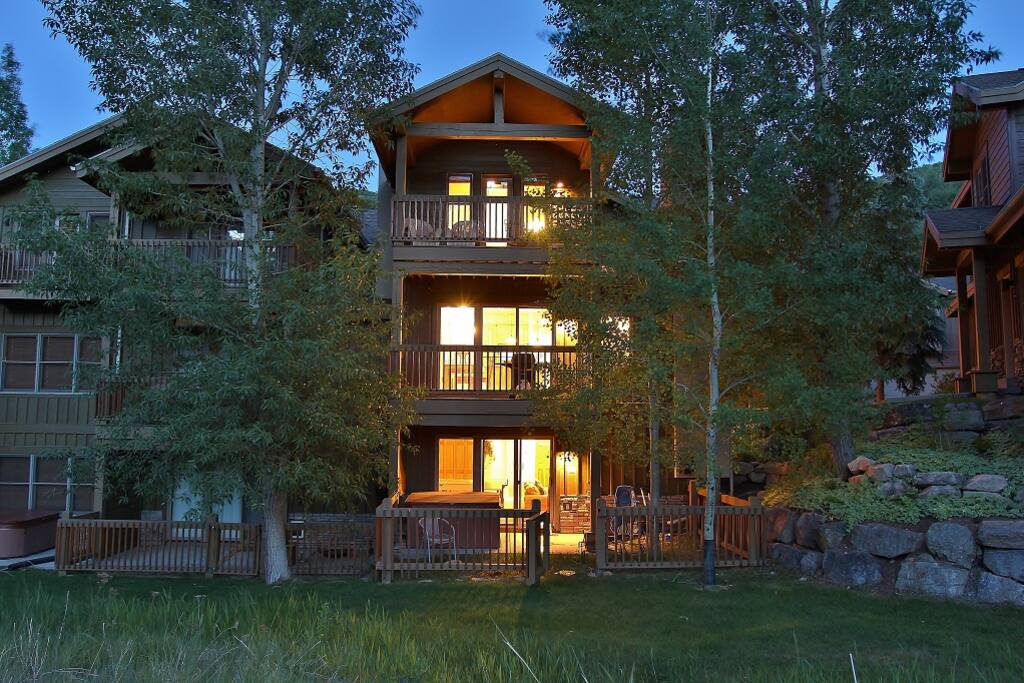 Back decks and all three levels with great views
