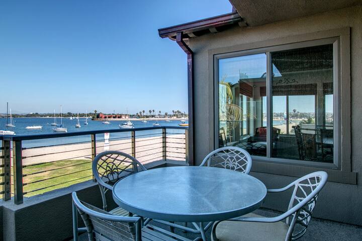 Relaxing Bayview Sunrise B2 gallery image 5