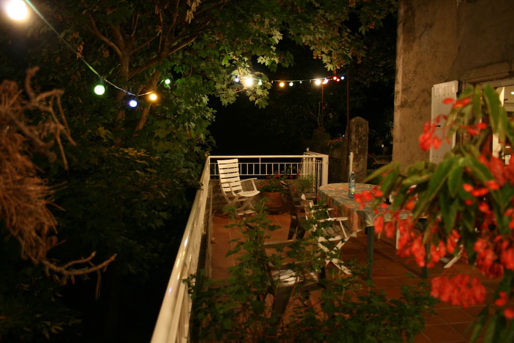 La terrasse en été