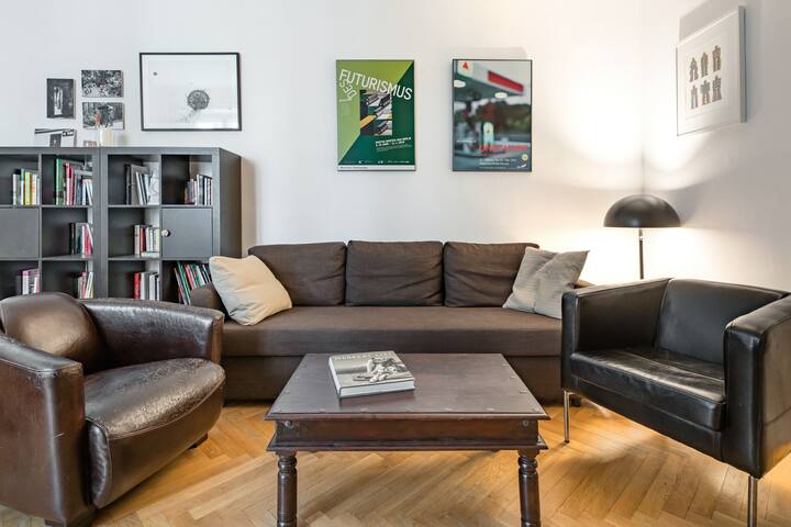 Spacious Prenzlauer Berg Apartment in Quiet Street gallery image 4