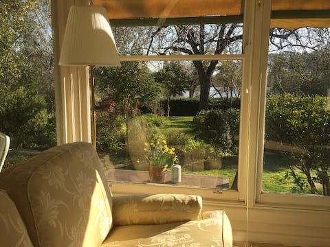 Lake House Benalla-Late chkout Sunday upon request