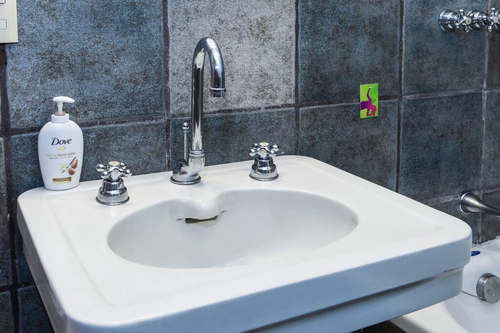 nice and clean bathroom