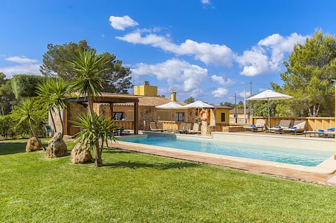 Family only! Sa Reconada: Amazing finca with pool