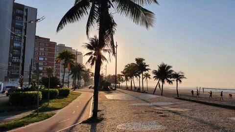 Apt on the beach block with a view - Praia Grande