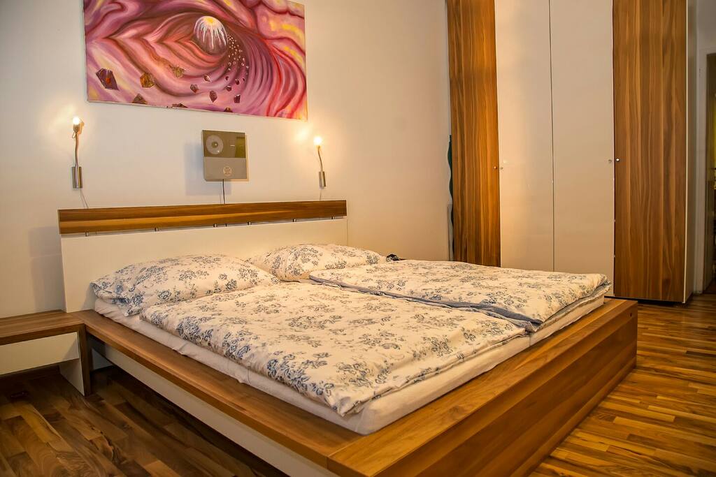 První ložnice