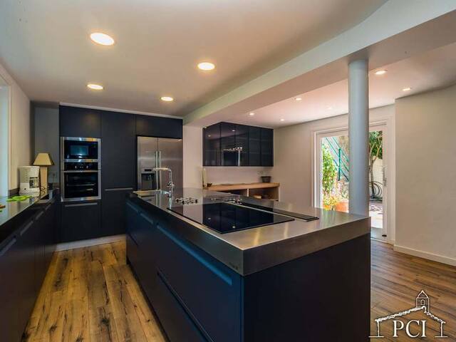 Sc204 Fabulous House with Private Pool and Garden gallery image 4