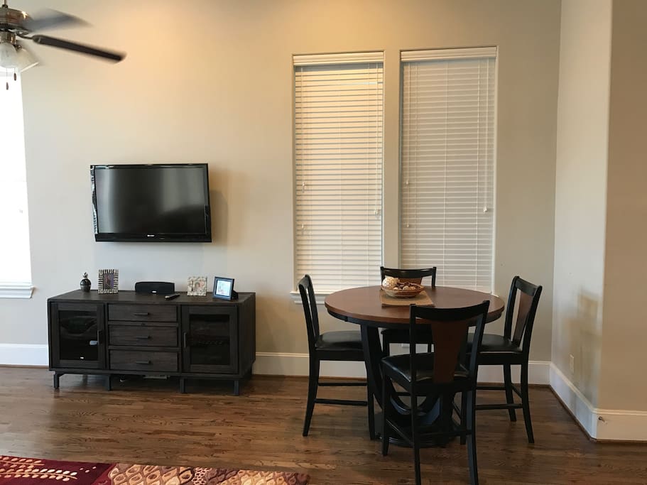 Breakfast Nook