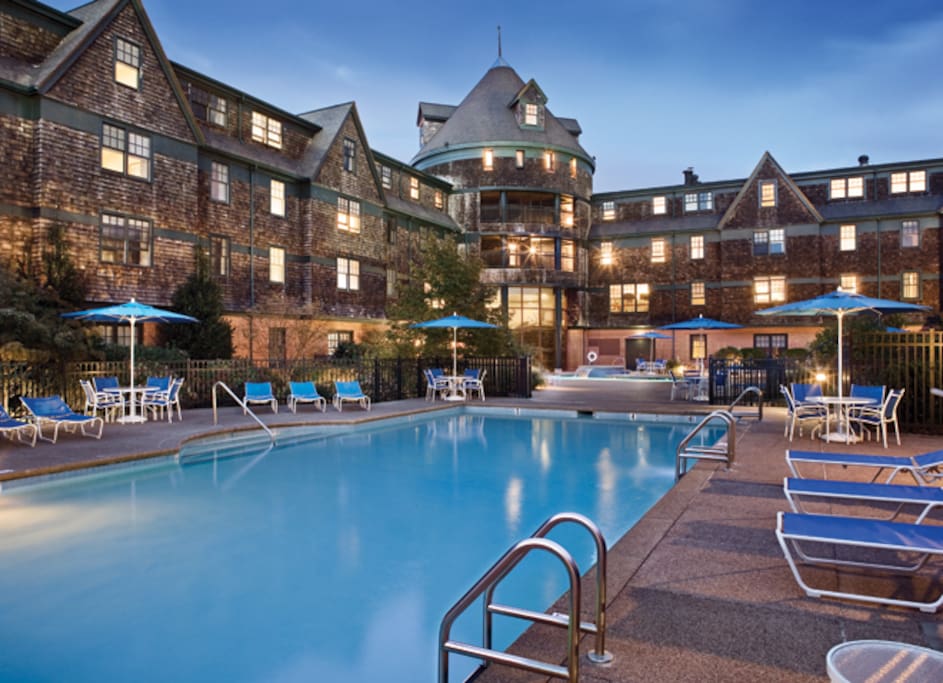 3 bdrm condo in downtown Newport RI Resorts for Rent in Newport, Rhode Island, United States