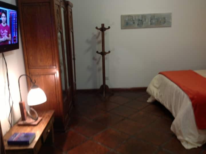 საძინებელი 2