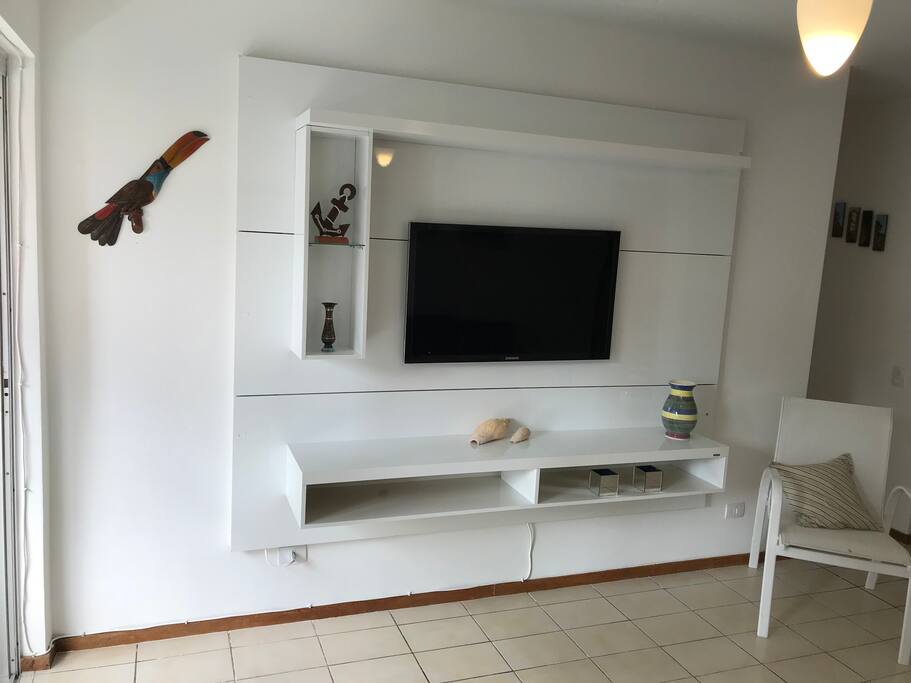 Rack com tv