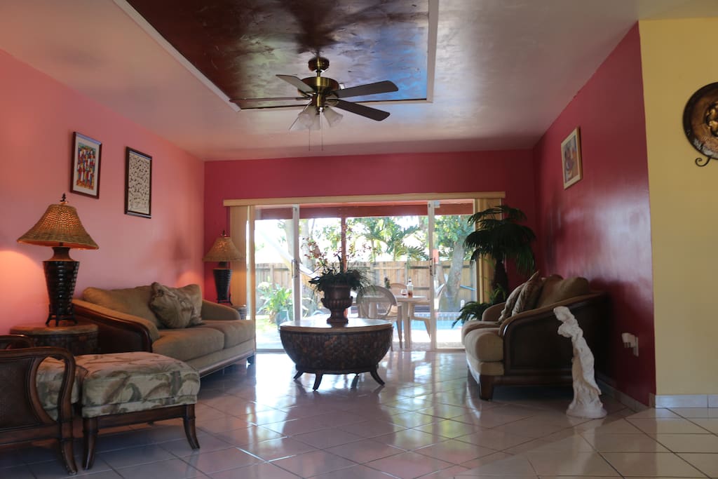 Living Room- Access to the pool