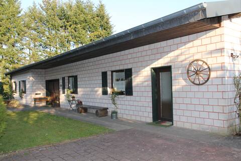Group vacation? Barrier-free bungalow, Vulkaneifel