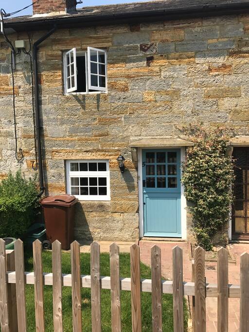 No.5 Stone Cottage
