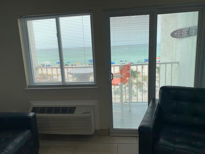 Elegant 114 One Bedroom Beach Front 114 - Panama City Beach, FL