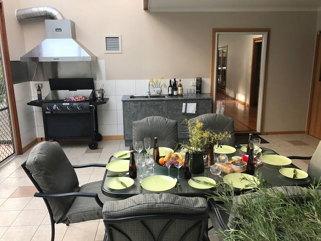 Shebang gallery image 4