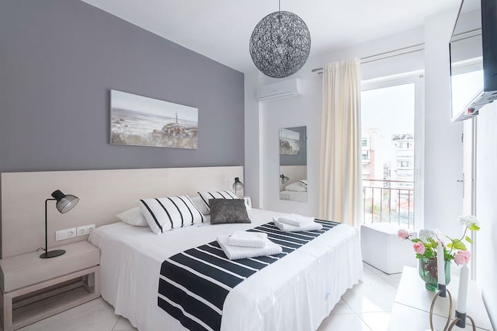 Artemis by Heloni Apartments