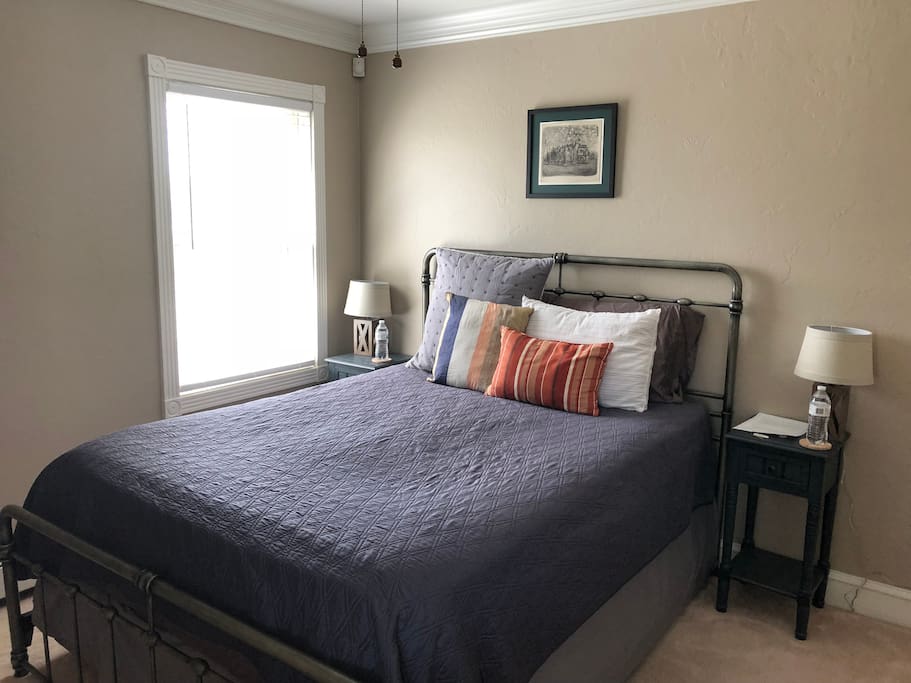 Mesa Room