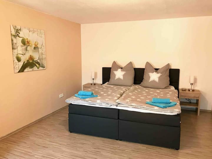 Schlafzimmer 2 - bedroom 2