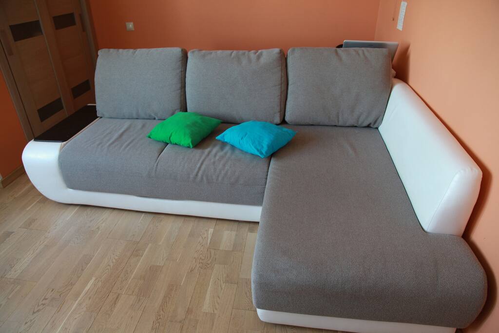 Room 1 with TV