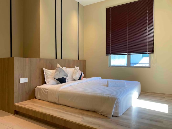 Esta habitación está en el primer piso